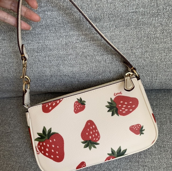 NWT Coach Nolita 19 With Wild Strawberry Print CH533 + Free Chain - Picture 10 of 12